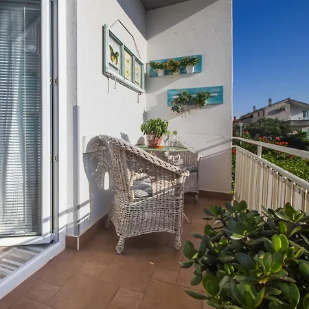Lunarta Apartment Makarska
