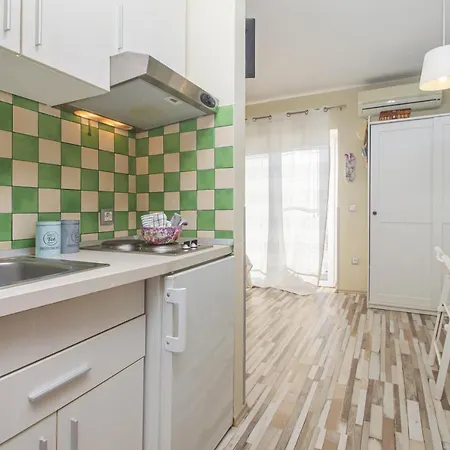 Lunarta Apartment