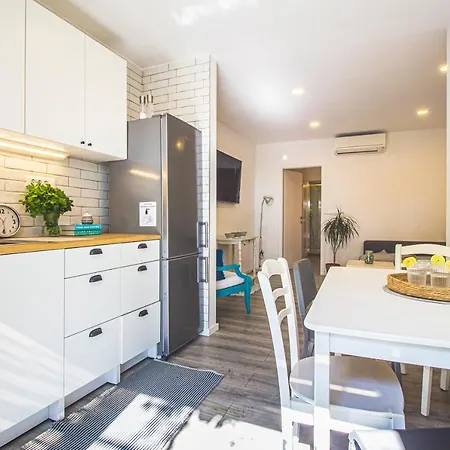 Lunarta Apartman Makarska