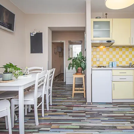 Lunarta Apartman Makarska