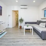 Апартаменты Lunarta Макарска